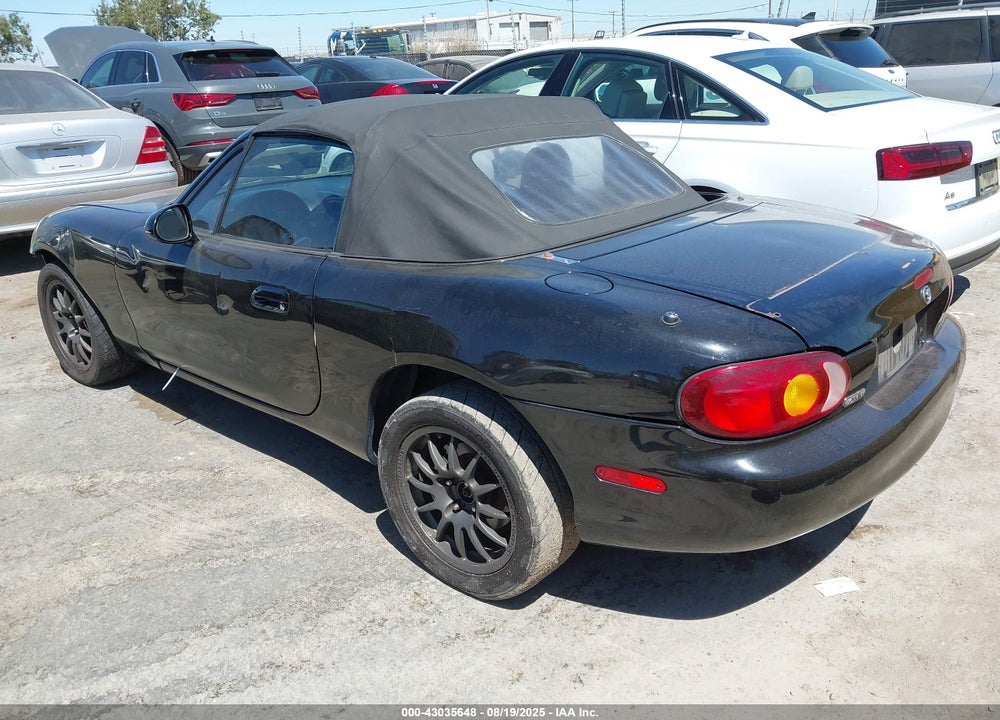 1999 MAZDA MX-5 MIATA LEATHER PKG/POPULAR EQUIPMENT PKG/SPORTS PKG/TOURING PKG VIN: JM1NB3539X0118529