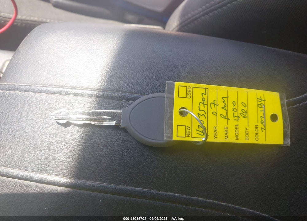 2007 DODGE RAM 1500 VIN: 1D7HU18PX7S202184