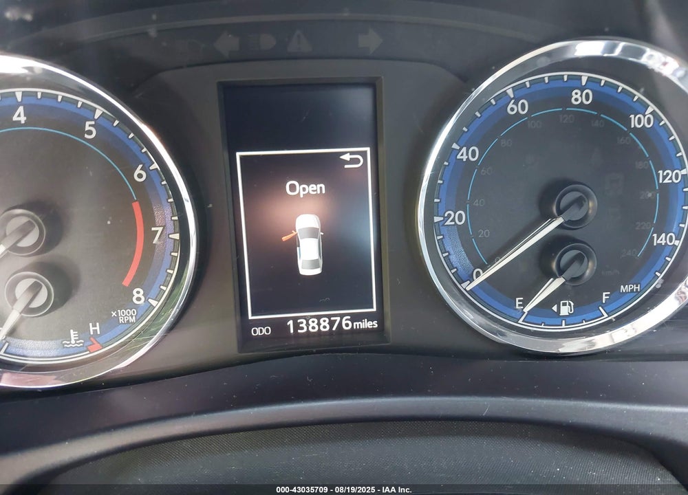 2018 TOYOTA COROLLA VIN: 5YFBURHE3JP839262