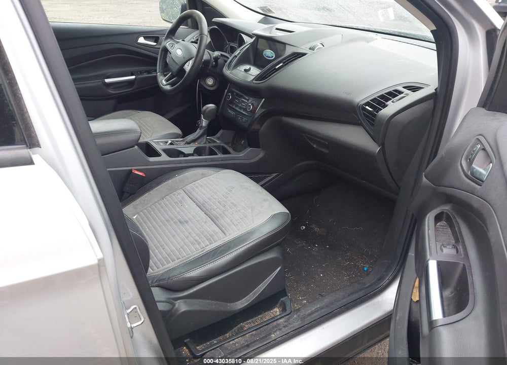 2018 FORD ESCAPE VIN: 1FMCU9GD2JUA15801
