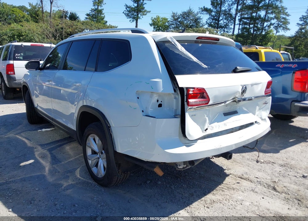 2018 VOLKSWAGEN ATLAS VIN: 1V2LR2CA9JC549293