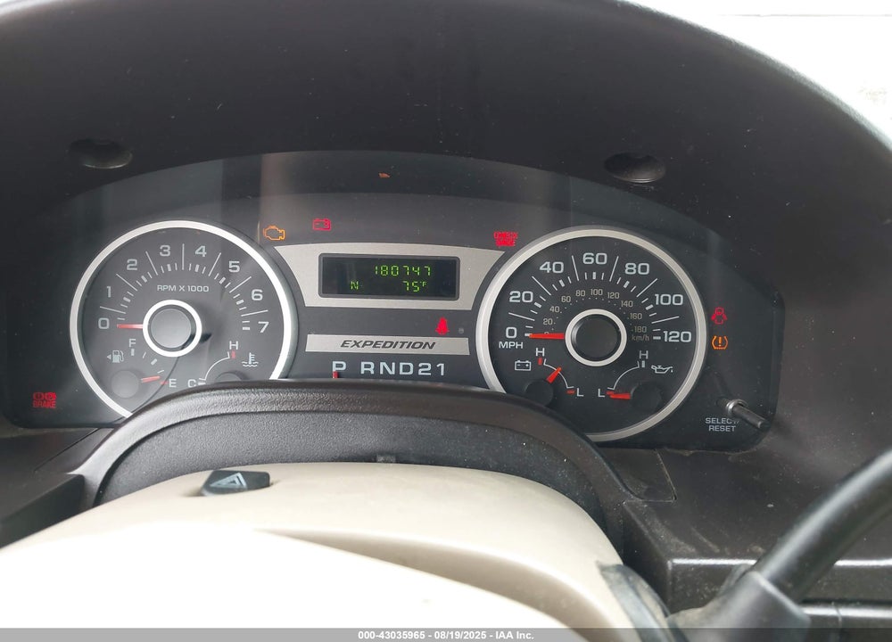 2006 FORD EXPEDITION VIN: 1FMPU16526LA78195