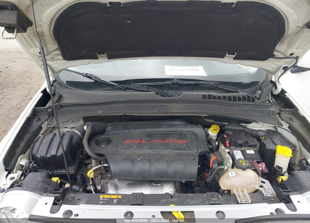 2015 JEEP RENEGADE LIMITED VIN: ZACCJBDT5FPC22868