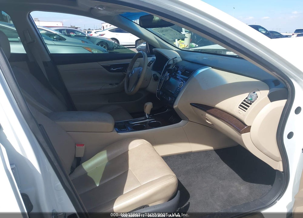 2015 NISSAN ALTIMA VIN: 1N4AL3AP1FN309745