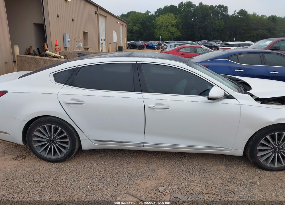 2018 KIA CADENZA VIN: KNALC4J14J5120338