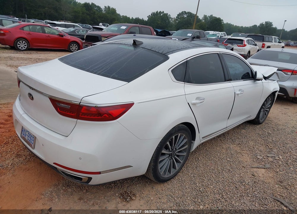 2018 KIA CADENZA VIN: KNALC4J14J5120338