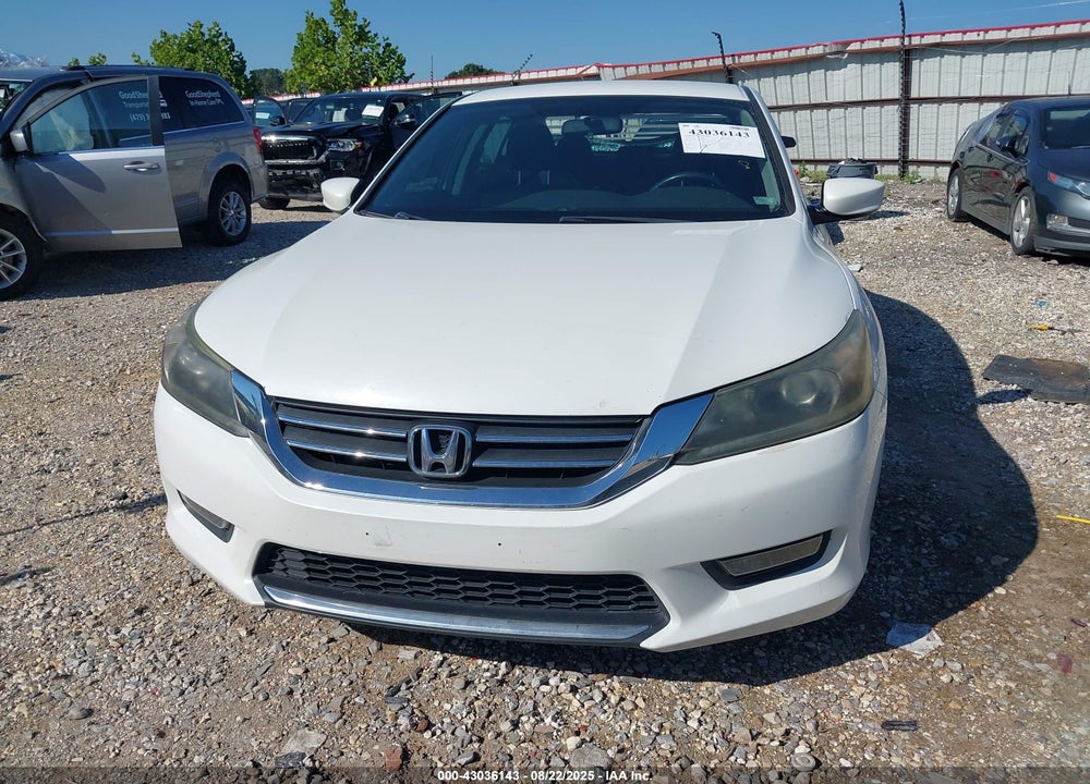 2014 HONDA ACCORD VIN: 1HGCR2F58EA026656
