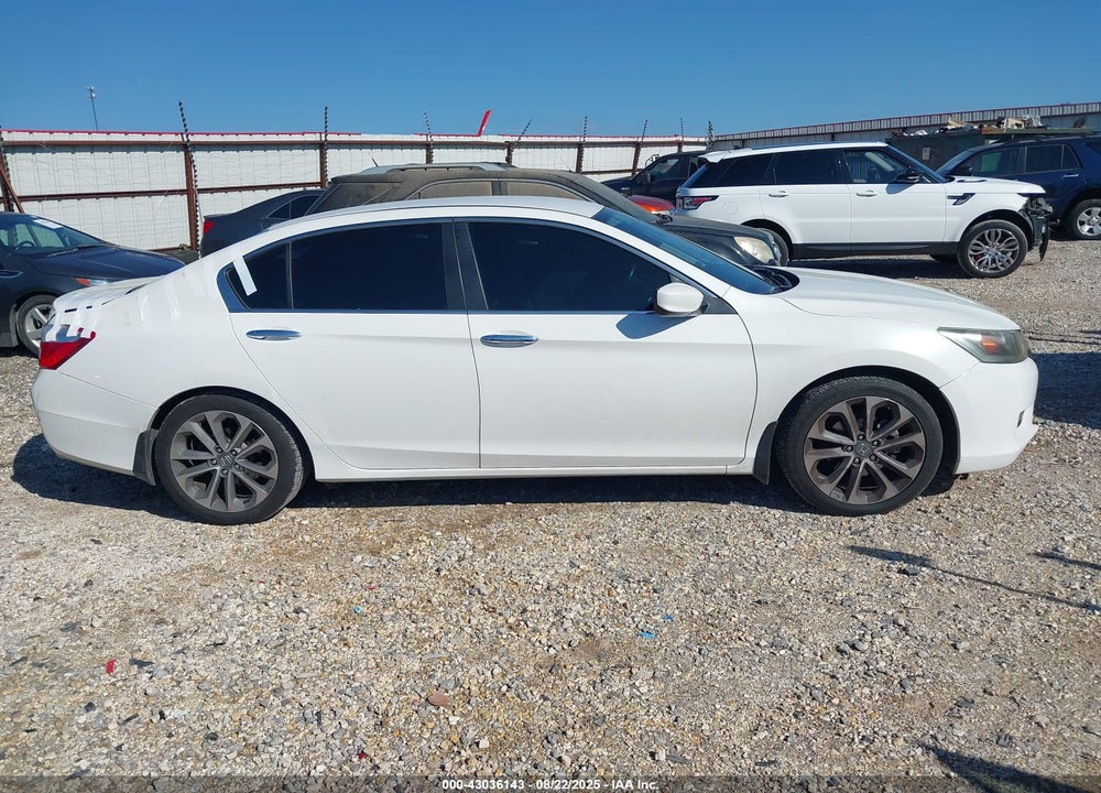 2014 HONDA ACCORD VIN: 1HGCR2F58EA026656