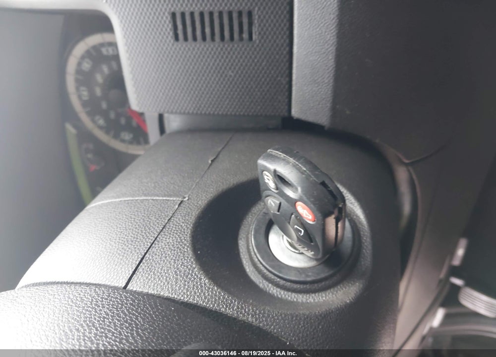 2010 FORD ESCAPE VIN: 1FMCU9EG8AKD31065