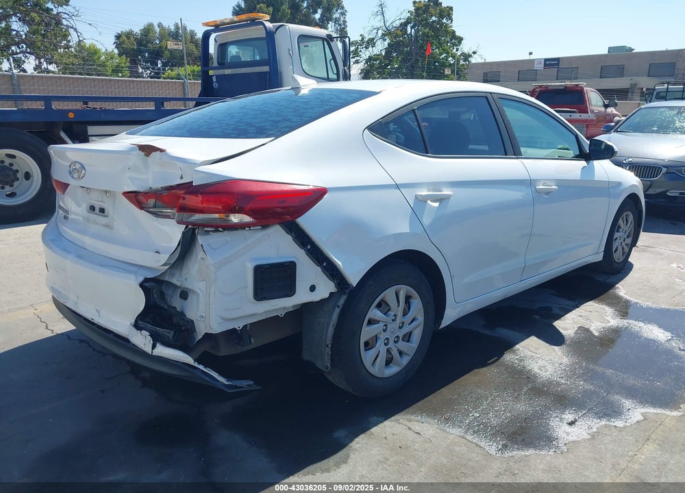 2018 HYUNDAI ELANTRA SE VIN: 5NPD74LF8JH394629