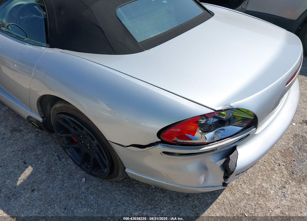 2003 DODGE VIPER SRT10 VIN: 1B3JR65Z33V501851
