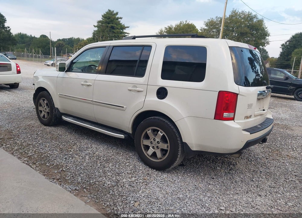 2011 HONDA PILOT VIN: 5FNYF3H95BB004152