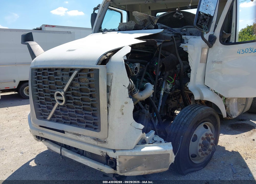 2023 VOLVO VNR VIN: 4V4W19EG3PN616844