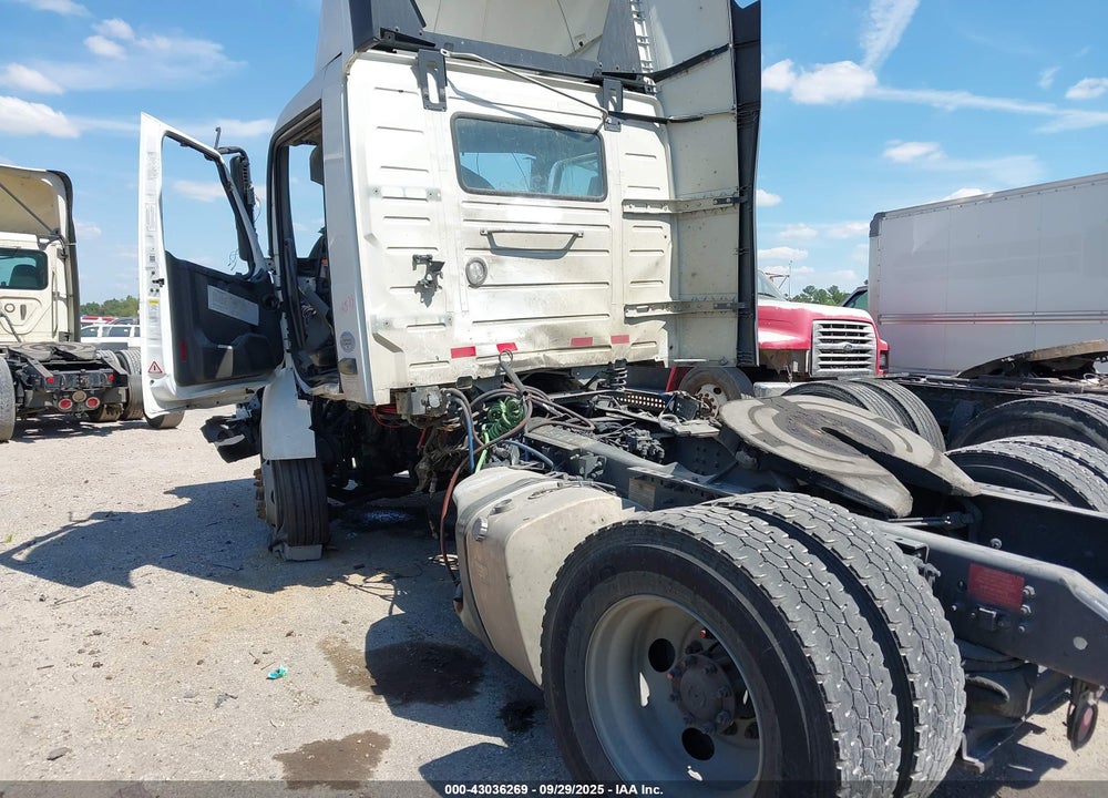 2023 VOLVO VNR VIN: 4V4W19EG3PN616844