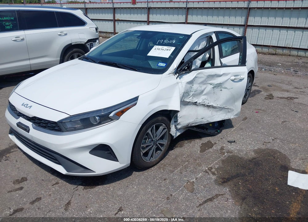 2022 KIA FORTE VIN: 3KPF24AD8NE482485