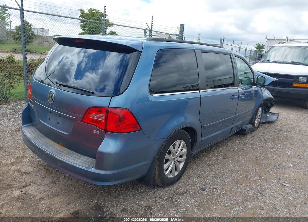 2012 VOLKSWAGEN ROUTAN SE VIN: 2C4RVABG1CR135989