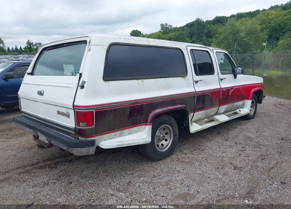 1991 CHEVROLET SUBURBAN VIN: 1GNER16KXMF133675