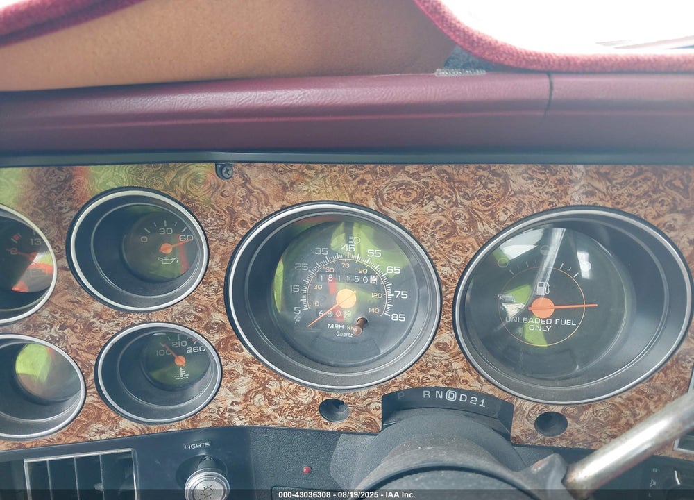 1991 CHEVROLET SUBURBAN VIN: 1GNER16KXMF133675