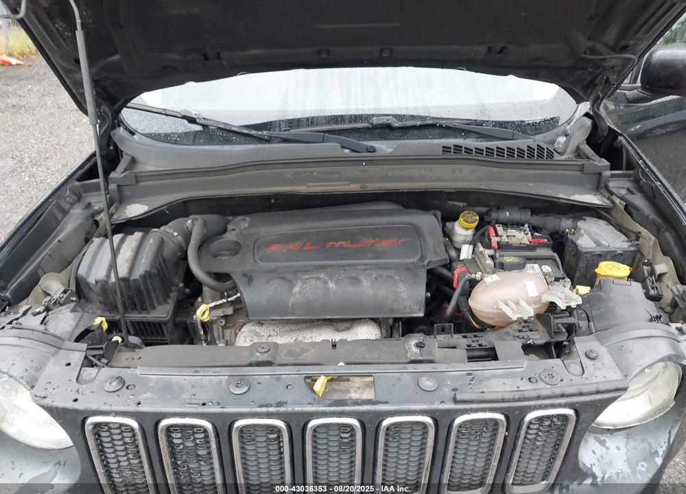 2016 JEEP RENEGADE VIN: ZACCJBBT1GPD21403