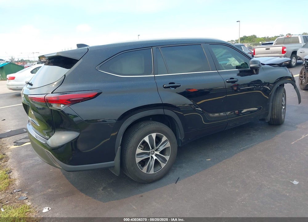 2024 TOYOTA HIGHLANDER VIN: 5TDKDRAH1RS537718