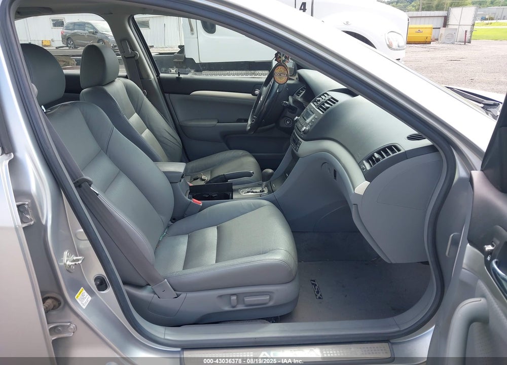 2008 ACURA TSX VIN: JH4CL96858C002812
