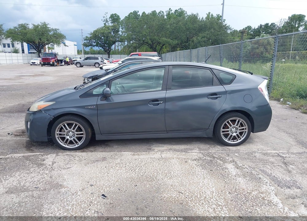 2011 TOYOTA PRIUS VIN: JTDKN3DU6B5328442