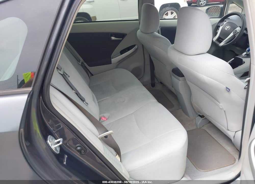 2011 TOYOTA PRIUS VIN: JTDKN3DU6B5328442