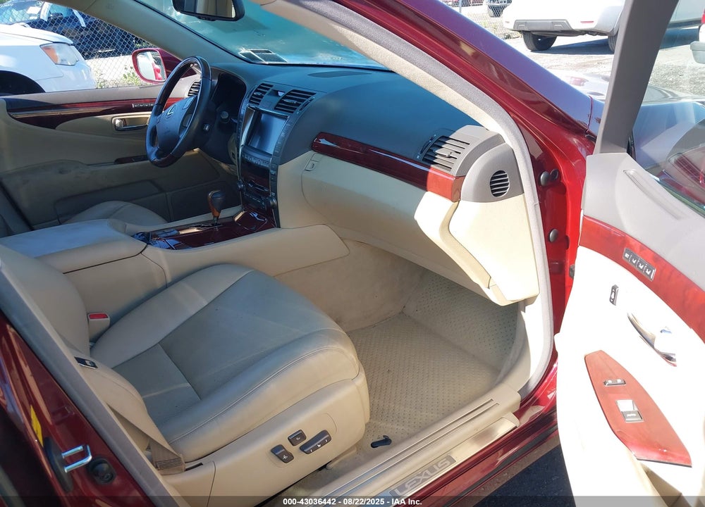 2009 LEXUS LS 460 VIN: JTHCL46F295001821