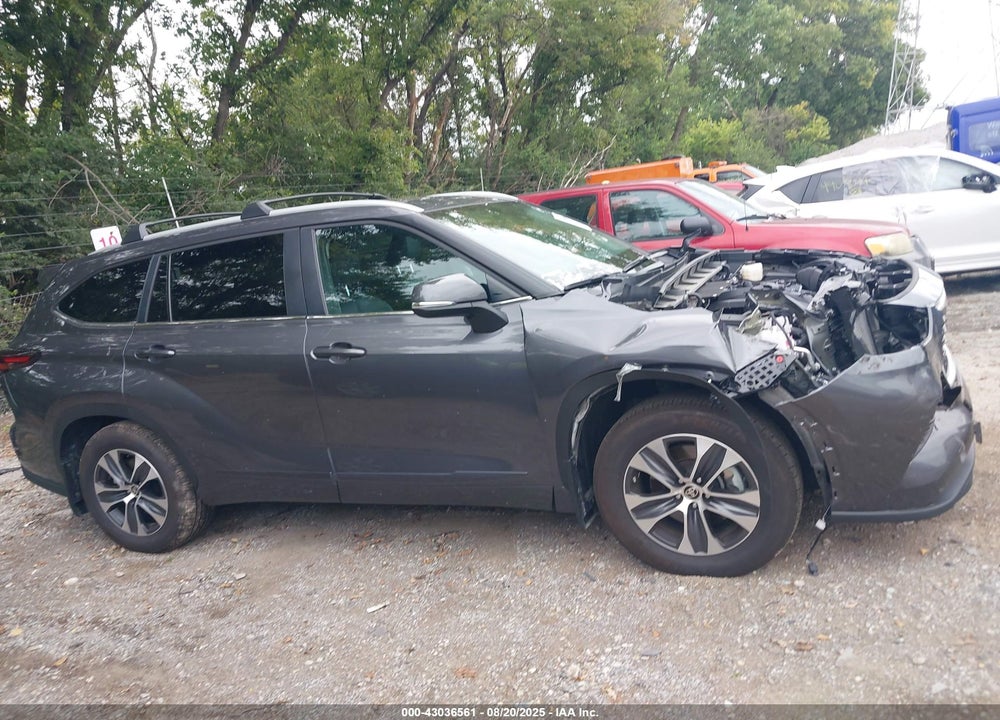 2024 TOYOTA HIGHLANDER VIN: 5TDKDRBHXRS554774