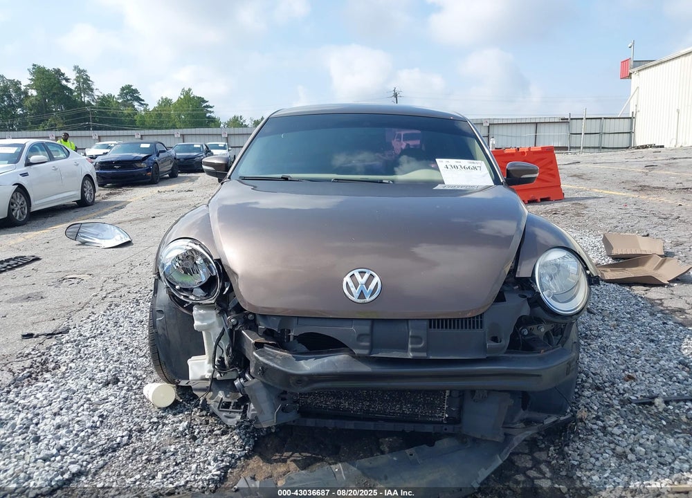 2014 VOLKSWAGEN BEETLE 1.8T VIN: 3VWJ07AT2EM664064