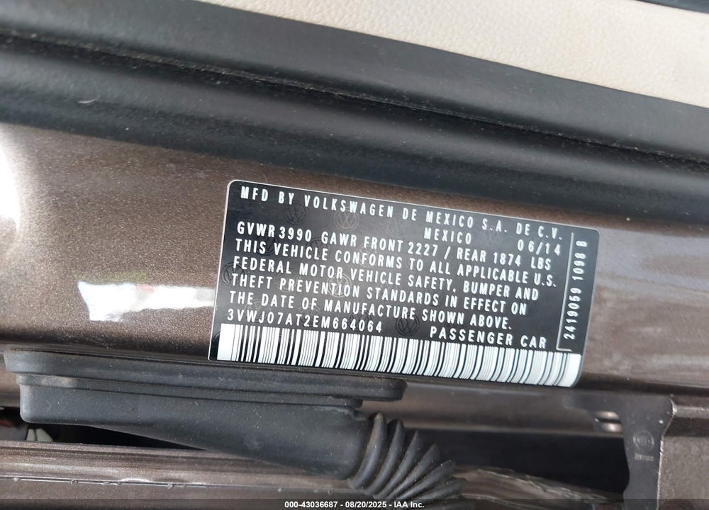 2014 VOLKSWAGEN BEETLE 1.8T VIN: 3VWJ07AT2EM664064
