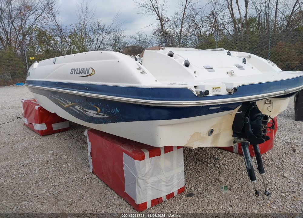 2004 SYLVAN 2040 SPACE SHIP AND TRAILER VIN: SYL53670G304