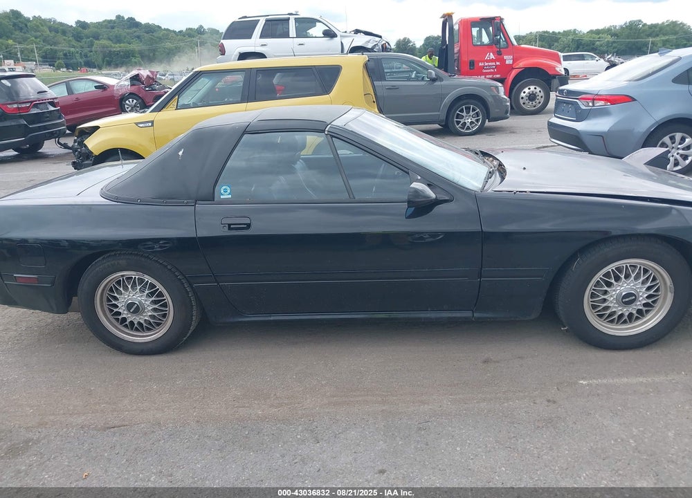 1991 MAZDA RX7 VIN: JM1FC3525M0903702
