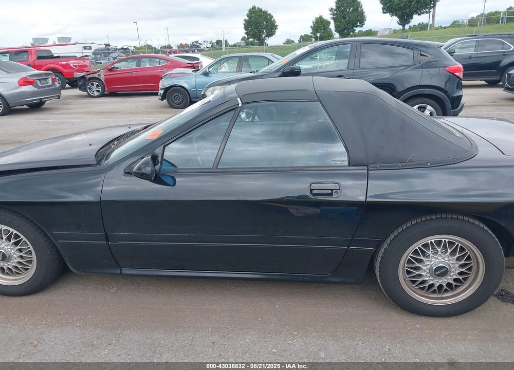 1991 MAZDA RX7 VIN: JM1FC3525M0903702