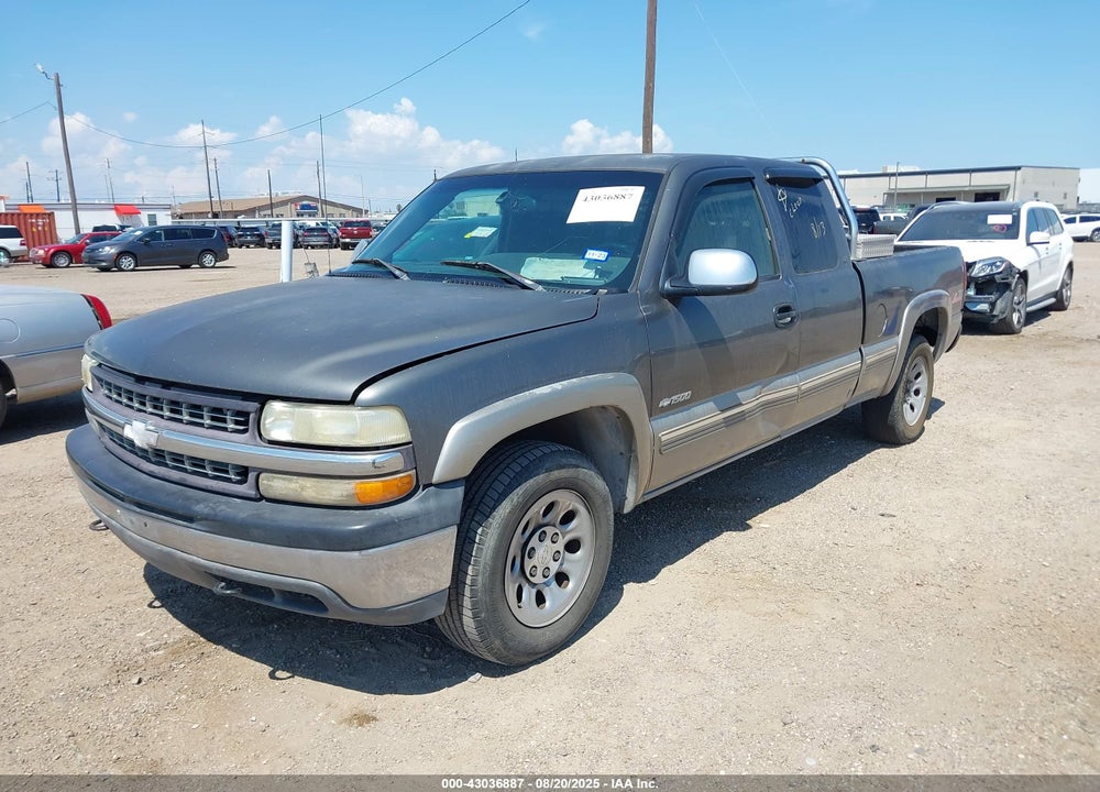 2000 CHEVROLET SILVERADO 1500 LS VIN: 1GCEK19T7YE141133