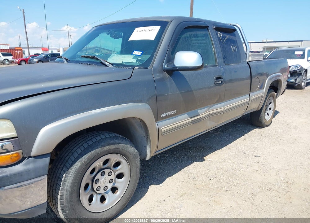 2000 CHEVROLET SILVERADO 1500 LS VIN: 1GCEK19T7YE141133