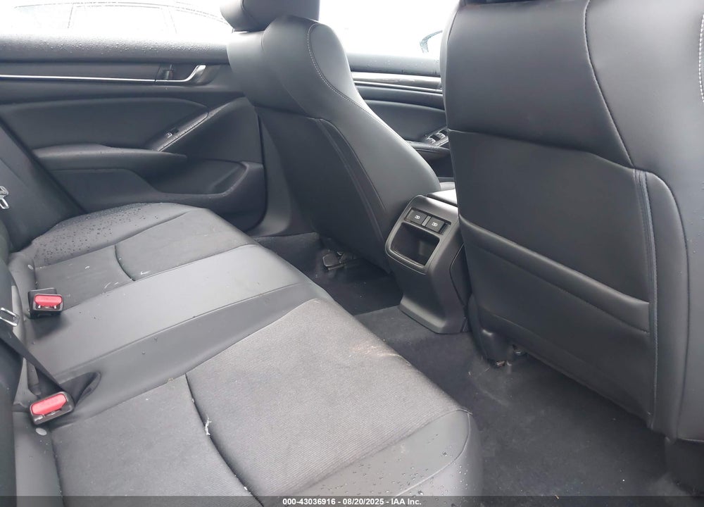 2022 HONDA ACCORD VIN: 1HGCV1F34NA019630