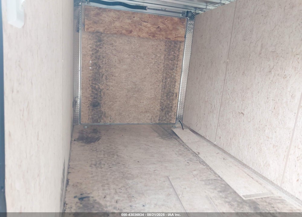2026 UNDEFINED --- VIN: 5WMBE1924T1015069