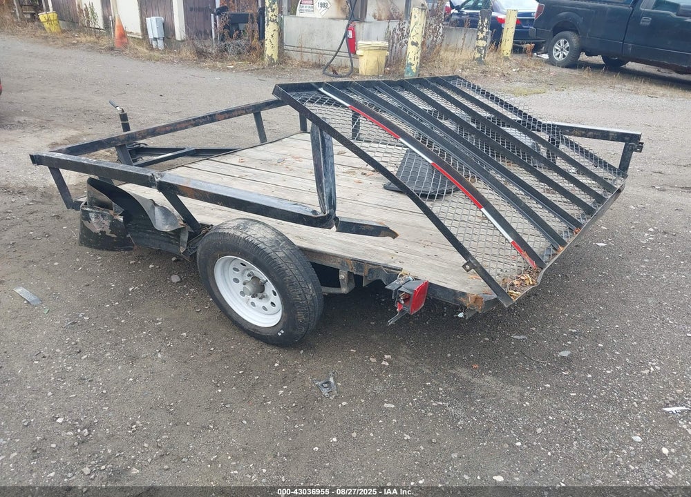2023 CARRY ON TRAILER VIN: 4YMBU0818PV008240