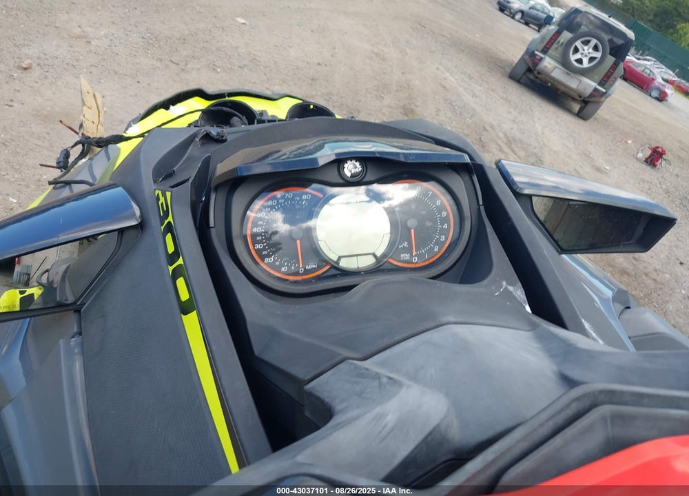 2018 SE DO SEA DOO 300 RXTX VIN: YDV1454D818
