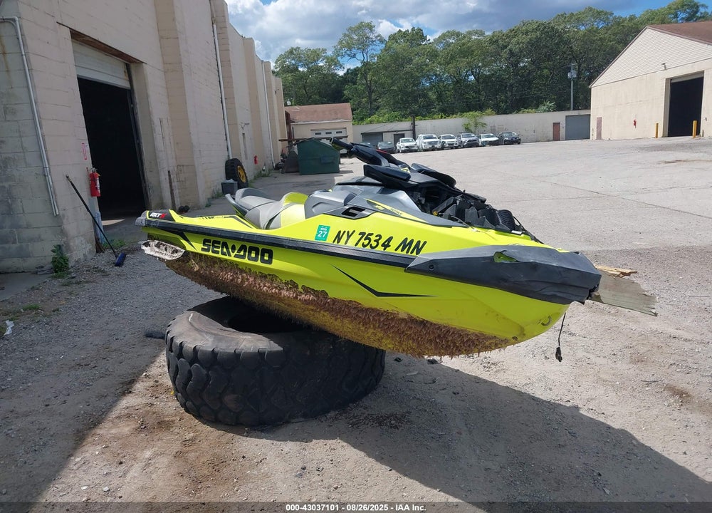 2018 SE DO SEA DOO 300 RXTX VIN: YDV1454D818