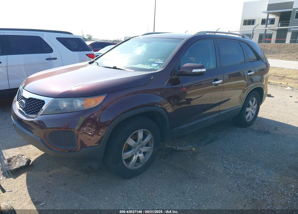 2013 KIA SORENTO VIN: 5XYKT4A28DG328077