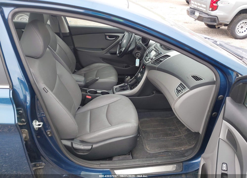 2014 HYUNDAI ELANTRA VIN: KMHDH4AE4EU160793