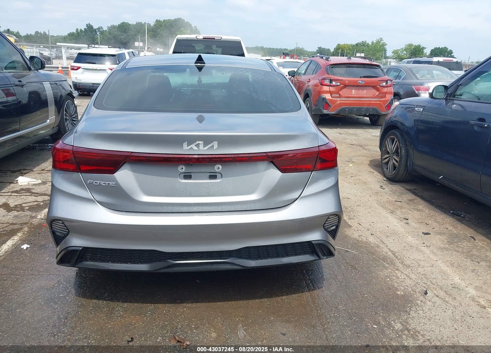 2024 KIA FORTE LXS VIN: 3KPF24AD5RE757011
