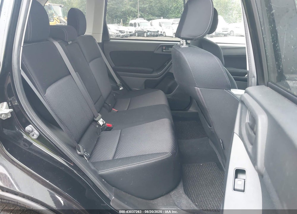 2015 SUBARU FORESTER VIN: JF2SJADC1FH461607
