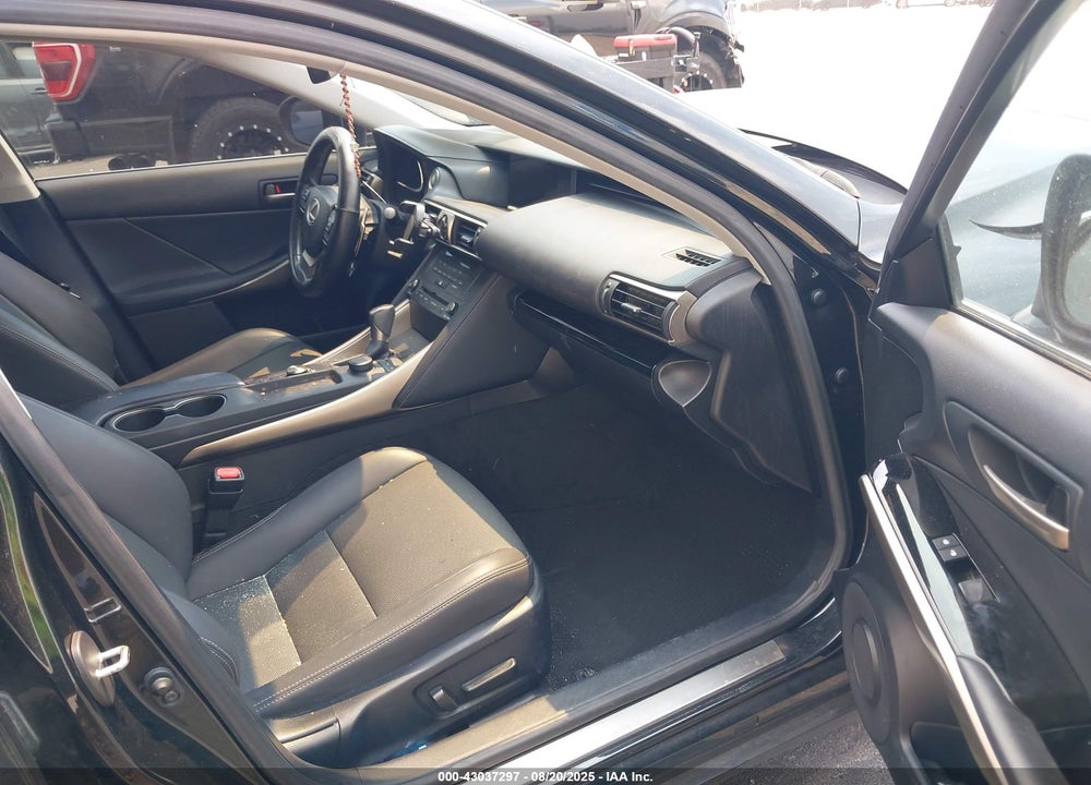 2020 LEXUS IS 300 VIN: JTHAA1D26L5106428