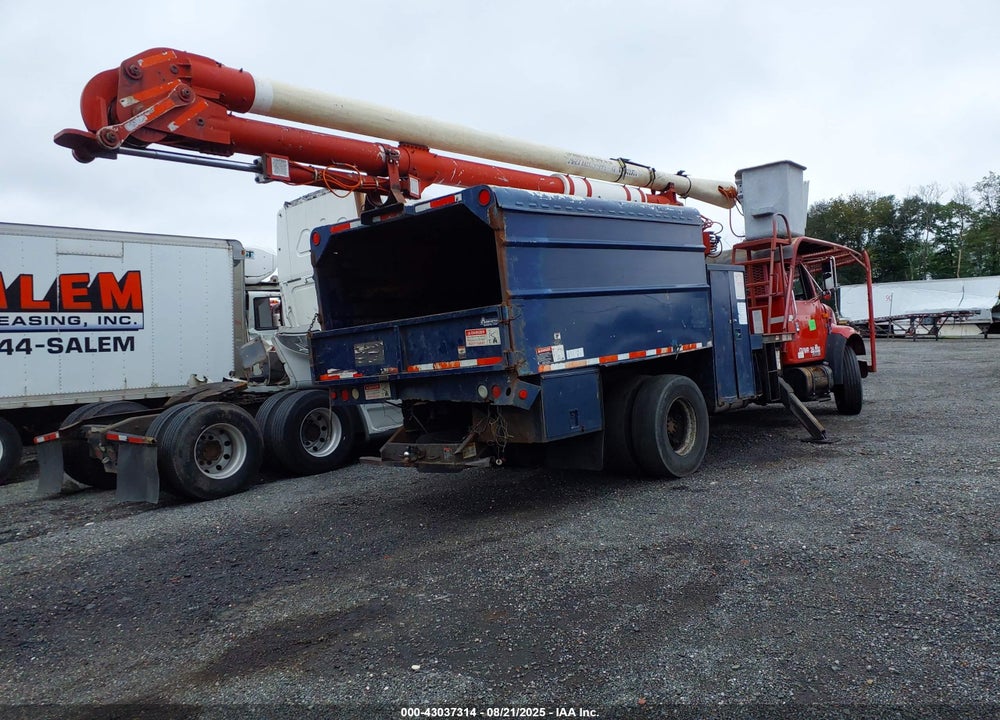 2000 INTERNATIONAL 4000 4700 VIN: 1HTSCAAN5YH238278