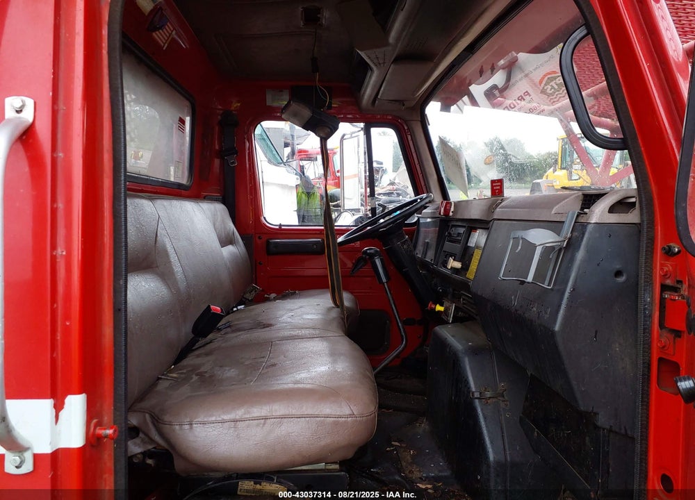 2000 INTERNATIONAL 4000 4700 VIN: 1HTSCAAN5YH238278