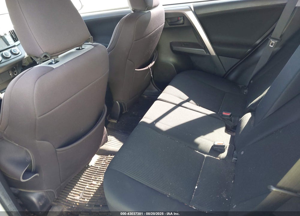 2018 TOYOTA RAV4 VIN: JTMBFREV4JJ737570