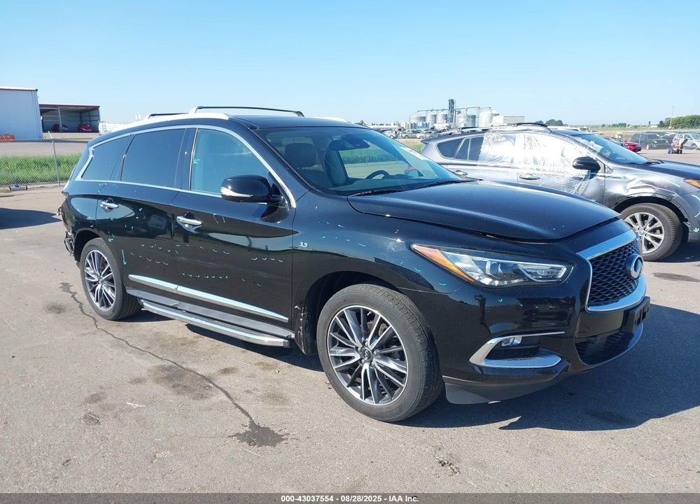 2018 INFINITI QX60 VIN: 5N1DL0MM8JC520559